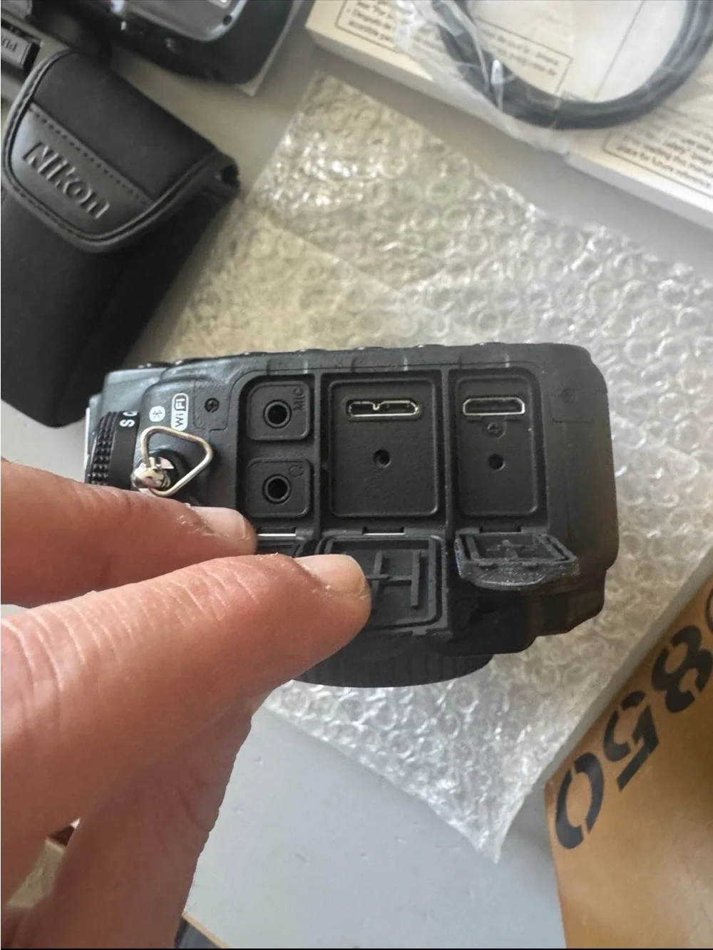 Nikon D850 DSLR Camera Body in Black